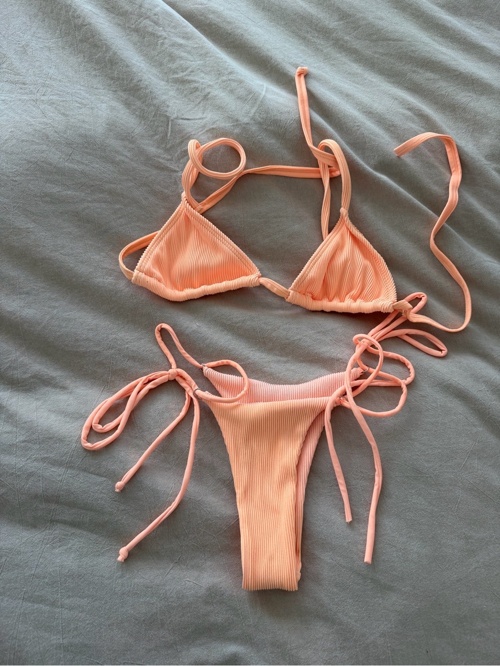 Peach Kulani Kini